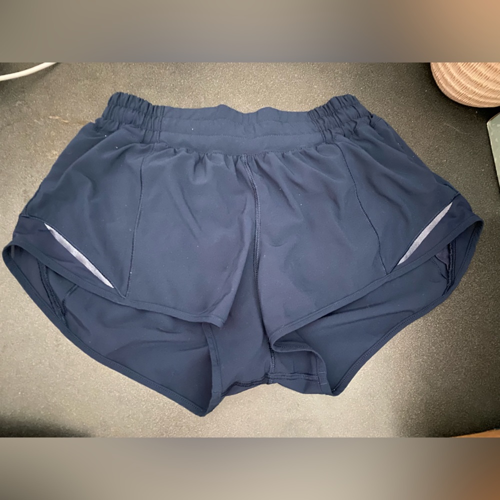 Lululemon hotty hot navy blue sz 6